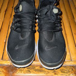 Black Nike Prestos Size 12