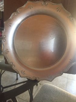 Round Charger Plate, Ornate Edge, 13 inch, Metallic Silver