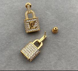 Lock Earring 