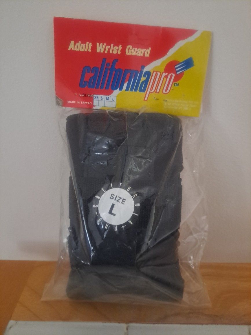 NEW Adult Size Wrist Guards
