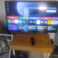 LG 4k 43 Inches TV 50$ Like New With Remote Control  
