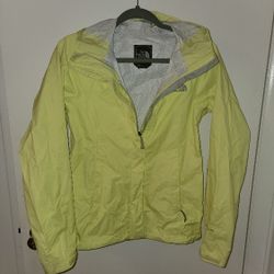 The north face small
Rain coat/ jacket
 good condition
Pre owned
Has small stains