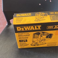 20-Volt MAX XR Cordless Brushless Jigsaw (Tool-Only) Pastores 