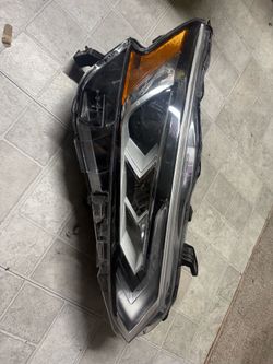 Right head light for 2021 Nissan Altima Sv