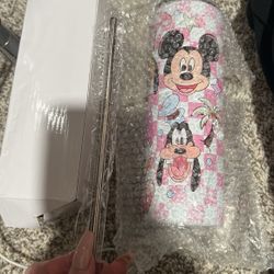 Brand New 20 OZ Mini Mouse Tumbler With Straw & Cleaning Brush 