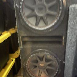 Kicker Comp Vr 12s  Dvc4ohm In Ported Box