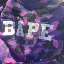 BAPE size Large Sweatshirt 