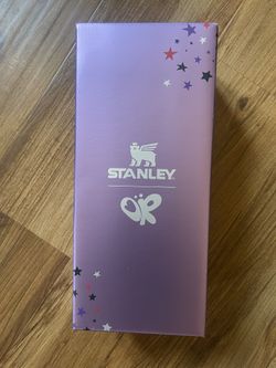 Olivia Rodrigo Stanley cup