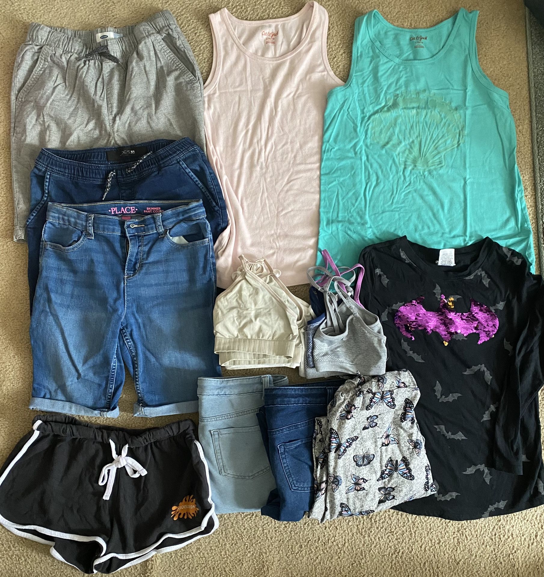 Girl’s Clothing 