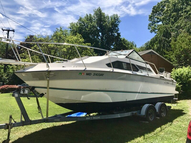 23’ 1990 Chaparral boat with Venture trailer