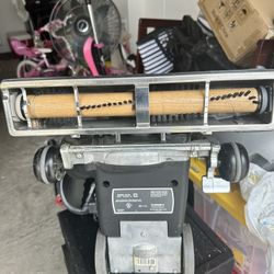 Kirby G10D Vacuum With Accessories