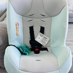 Brand New cosco Kids Car Seat.