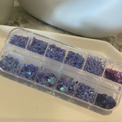 Nail And Eyelash Accessories