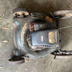 Yard Machines Lawnmower High Wheeler 4hp 22” Cut