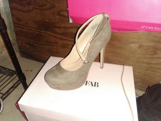 Brand new suede 5" heel