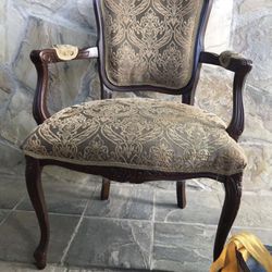 Accent Chair w/Arms - Wooden Frame