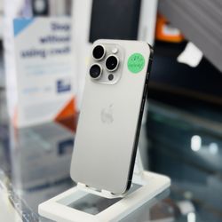 iPhone 15 Pro (Factory Unlocked) 