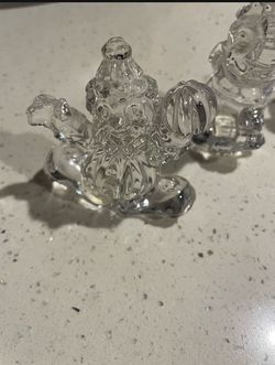 Princess House crystal figures.   Princes House  Lion Giraffe  15 each