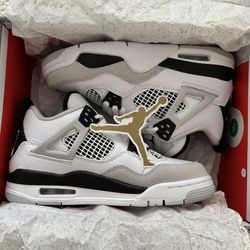 Jordan 4 Retro