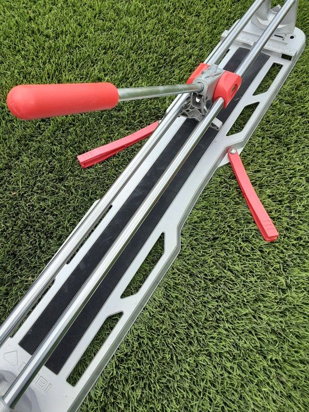 Cortadora Manual Rubi 24