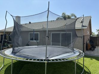 Trampoline