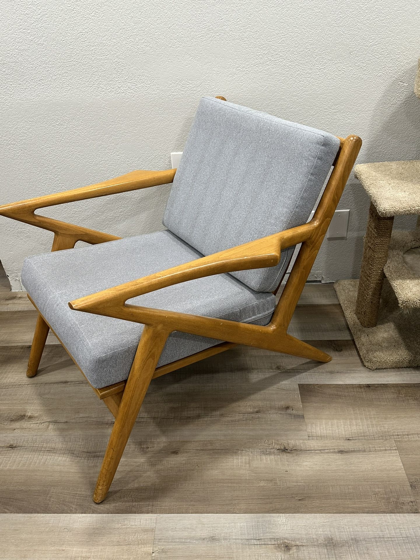 Joybird Soto Lounge Chair (TRENDING)