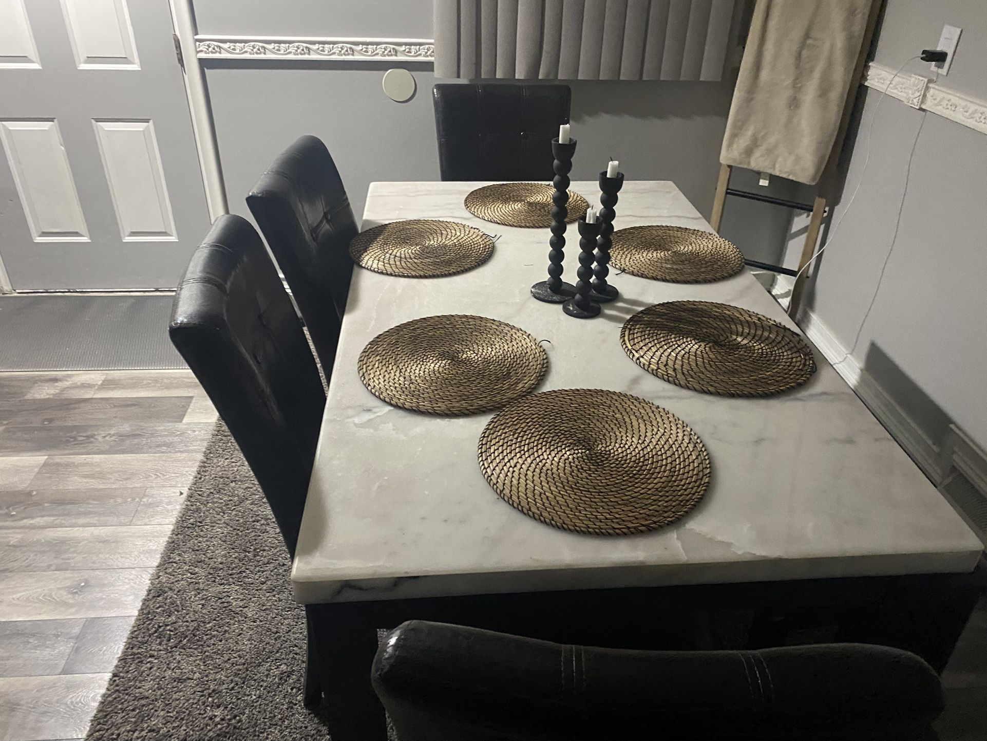 Amazing Kitchen Table