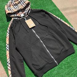 BURBERRY HOODIE