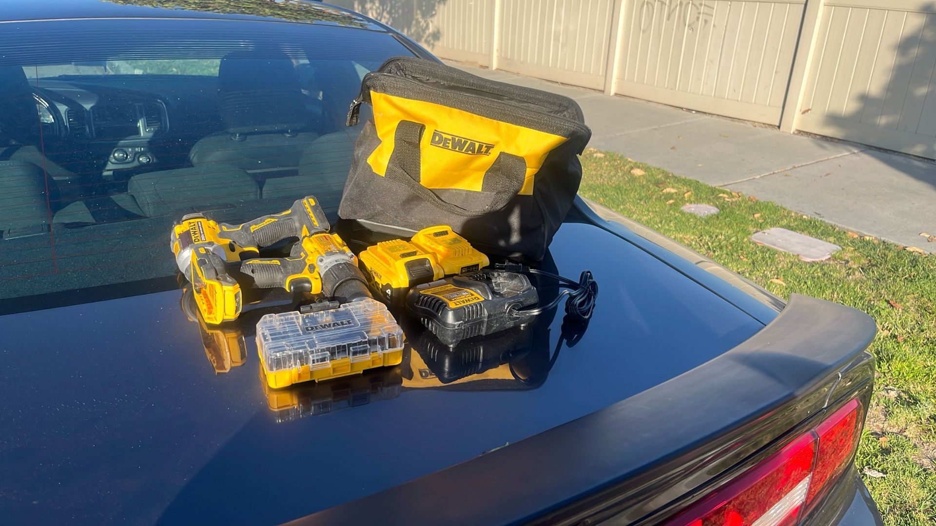 Dewalt package