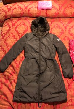 Authentic NWT Moncler Bruant Size 00 Olive green color