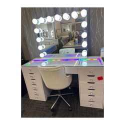 Vanity W/ Bluetooth Speaker & Led Light