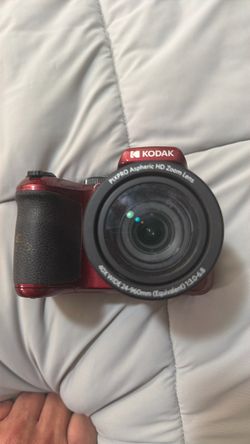 Kodak PIXPRO 40x Zoom Bridge Camera Red
