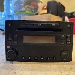 03-05 350Z OEM Radio (Non BOSE Model）