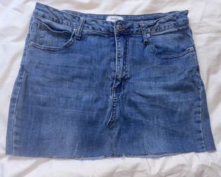 Forever 21 DIY Light Wash Denim Jean Mini Skirt