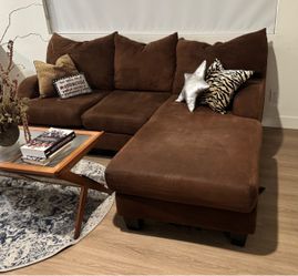 {FREE} Super Comfortable Sectional Couch