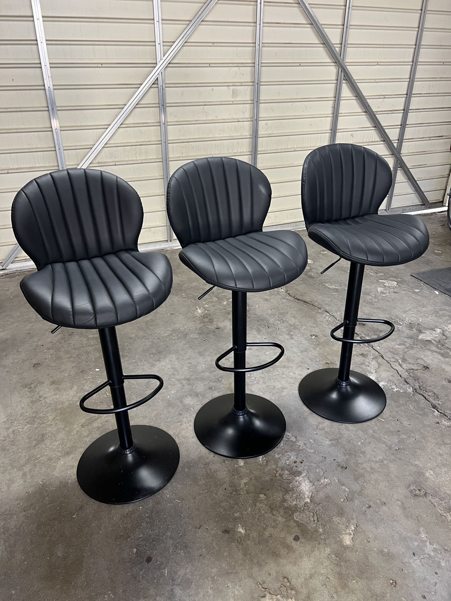 Set of 3 Black Bar Stools
