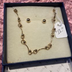 Necklace & Earrings Beautiful 