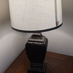 Table lamp