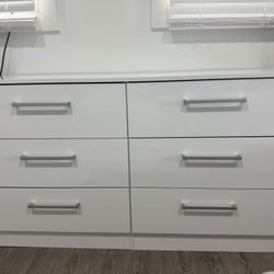 White Nightstands And Dresser Drawer