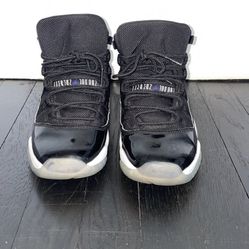 Jordan 11 Space Jam 