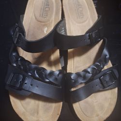 Womens sandals sz 8.5