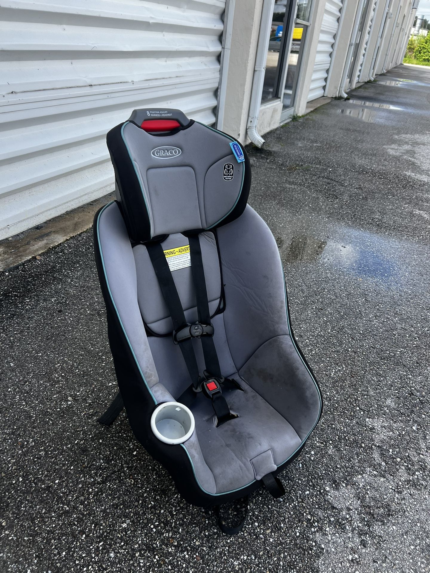 Graco Contender 65 Adjustable Kid’s Car Seat! Works great, recently cleaned. Some stains. For kid’s 5-65lbs