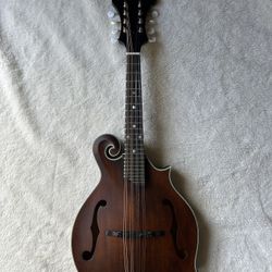 Eastman MD-315 Mandolin *Mint* W/ extras