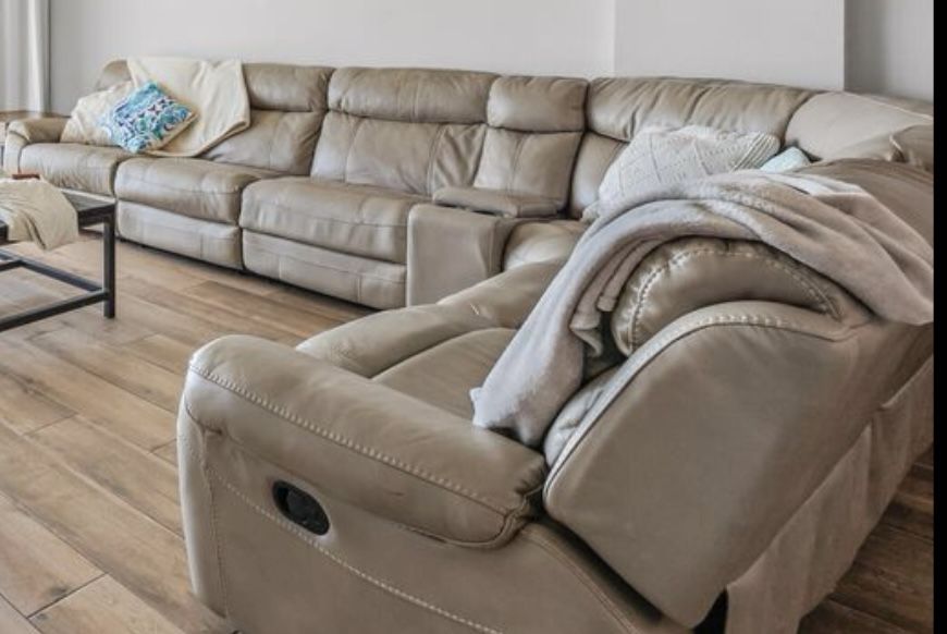 7 Piece Sectional with Power Recline