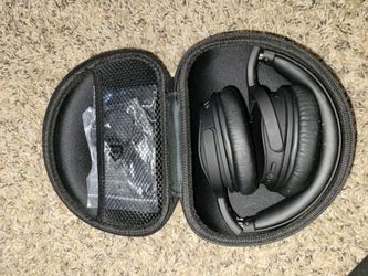 Bluetooth wireless headphones