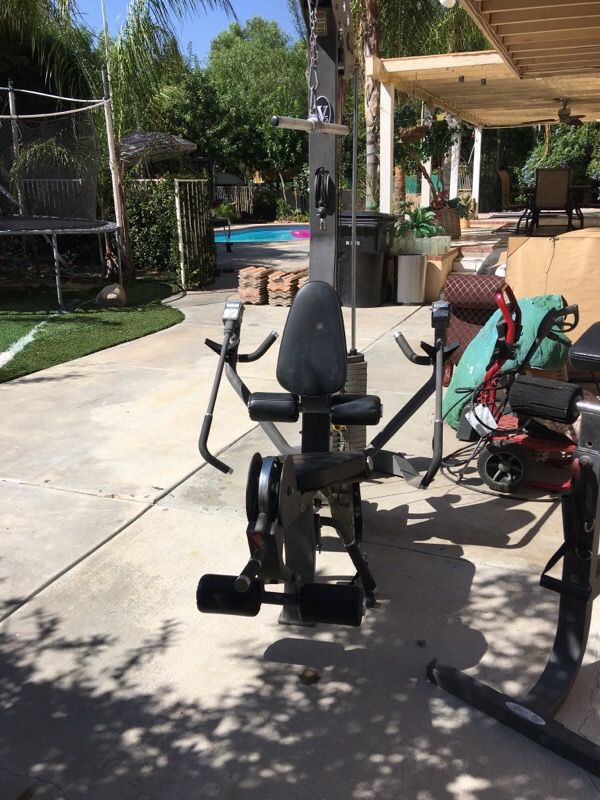 Home gym by Hoist V.5