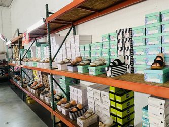 Beautiful Woman shoes 3 Pairs For $20