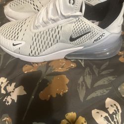 New Women’s Nike 270 Size 8 White 