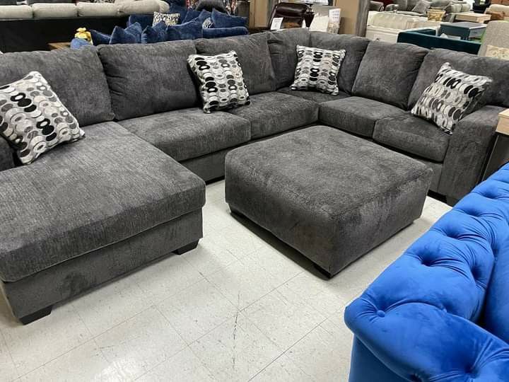 Ballinasloe Sectional & couch living room set & IN STOCK