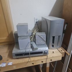 Sony Surround Sound Radi Cd Player